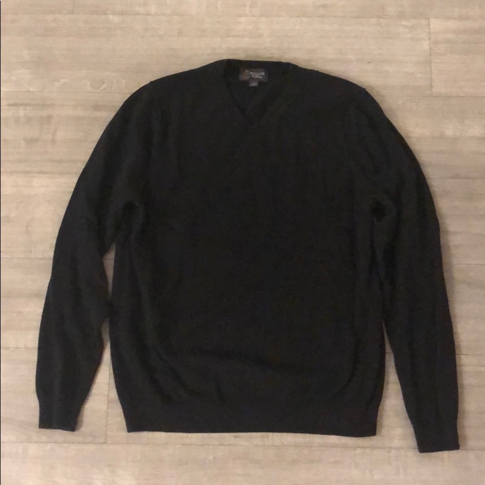 Wallin V-Neck Sweater